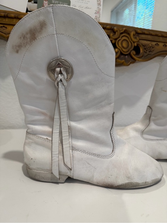 Linda Lewis Shoes - White Drill Team Western Dance practice boots